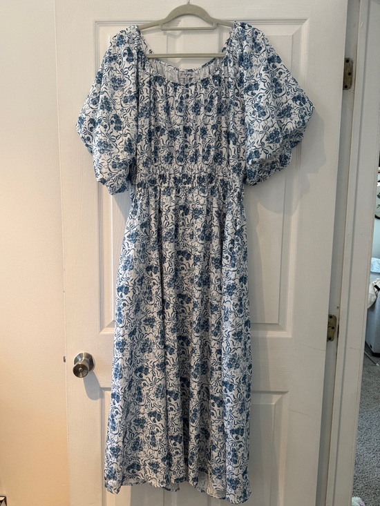 Dresses & Skirts - Piper & Scoot White and Blue Floral Midi Dress
